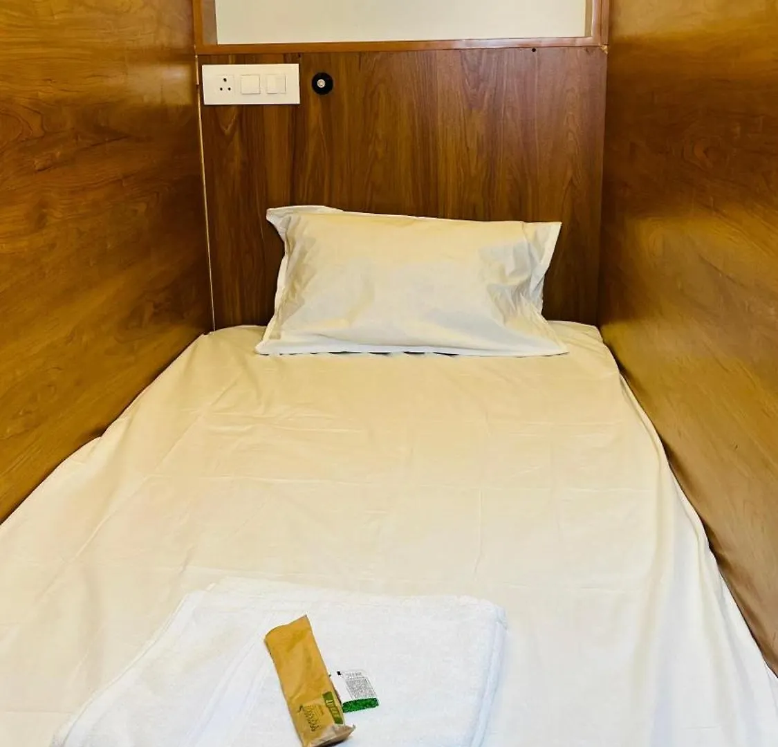 Tokyo Dorms Hotel Kozhikode 0*,  India
